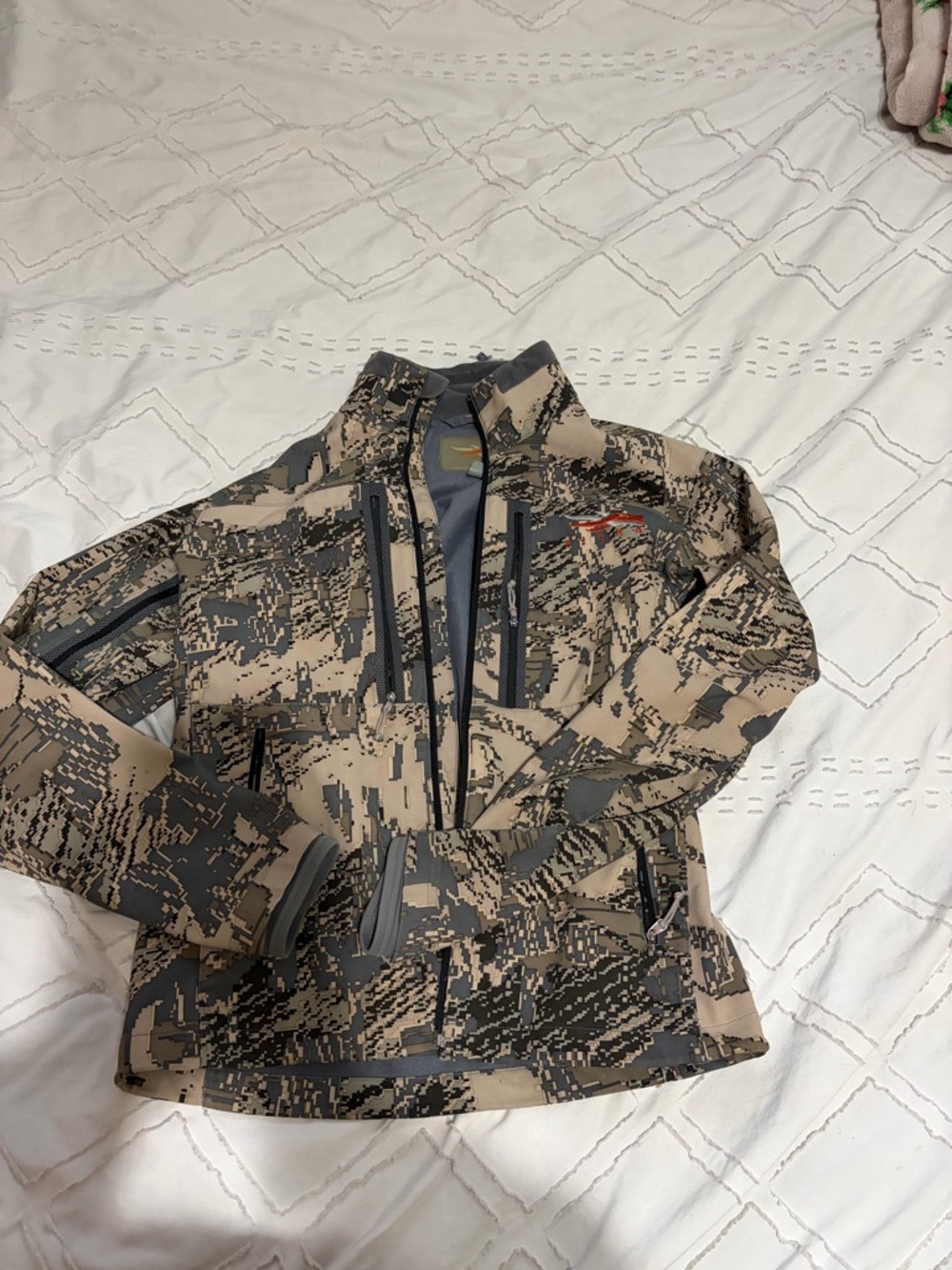 Women’s Camo Softshell Sitka Jacket